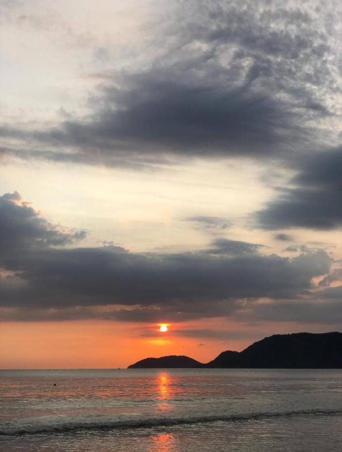Casa-Sobrado Proximo A Balsa De Ilha Bela E Rodoviaria Hotell Sao Sebastiao  Eksteriør bilde